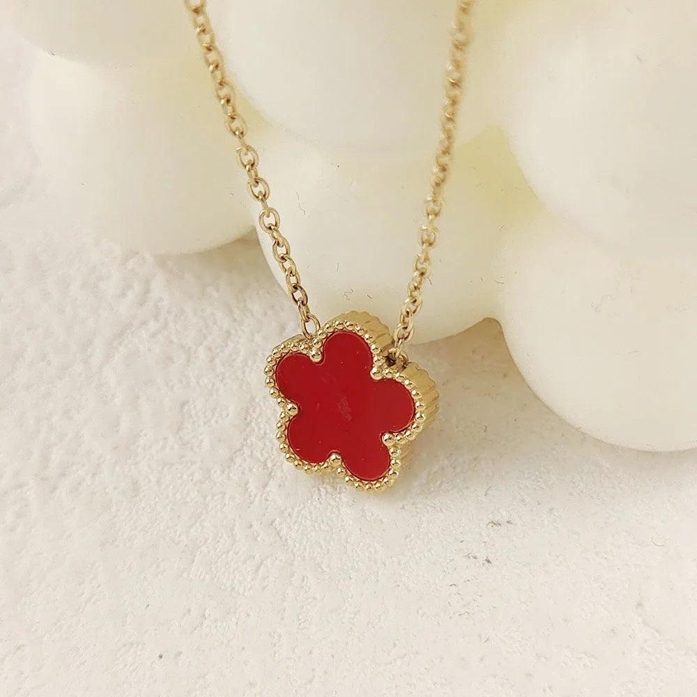 Clover Necklace ✨
