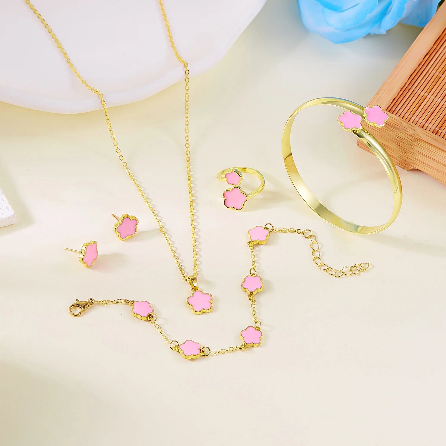 5pcs/ Clover Set 🍀