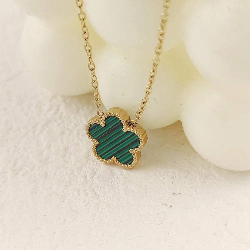 Clover Necklace ✨
